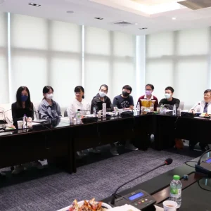 伊利諾大學訪陽明交大，雙方會議實拍圖