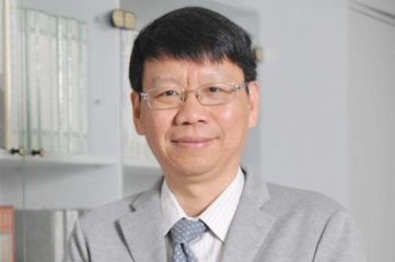 周穎政